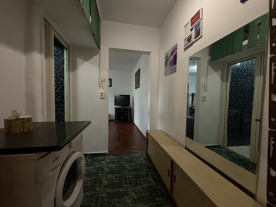 Apartament cu 2 camere de vanzare in Timisoara, zona Circumvalatiunii 16, foxfort.ro