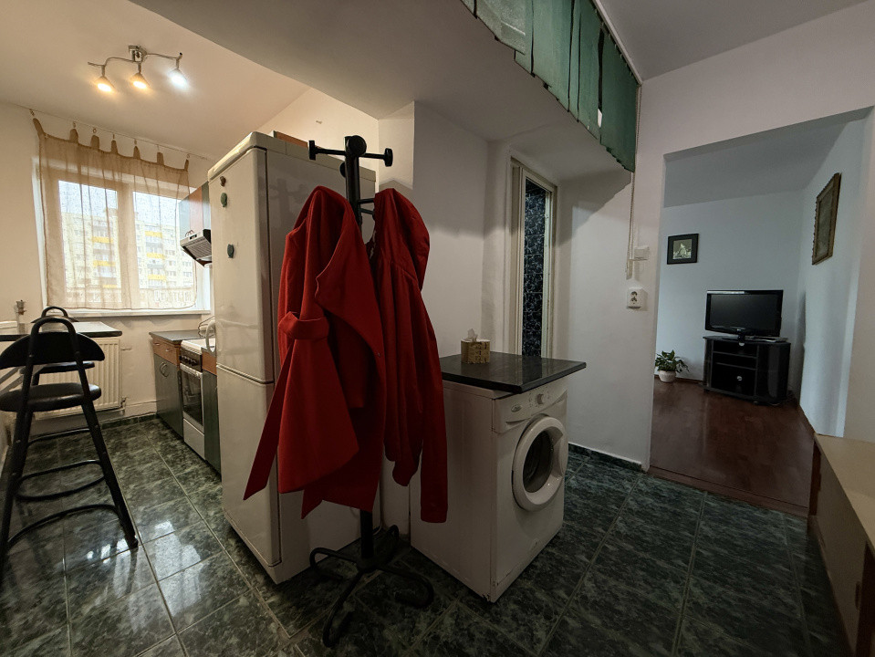 Apartament cu 2 camere de vanzare in Timisoara, zona Circumvalatiunii 18, foxfort.ro