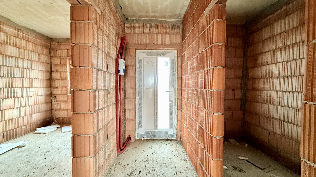 Duplex cu 3 camere si 2 bai si teren de 250 mp, zona Mosnita Veche 9, foxfort.ro