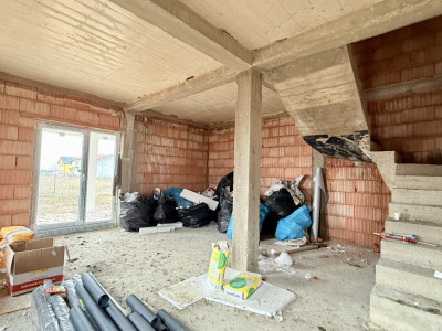 Duplex cu 3 camere si 2 bai si teren de 250 mp, zona Mosnita Veche imagine mica 3, foxfort.ro