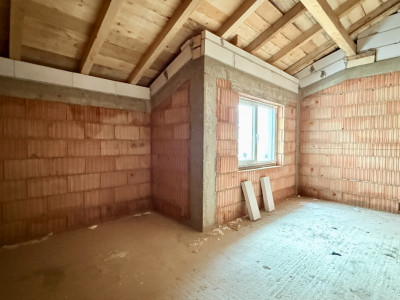 Duplex cu 3 camere si 2 bai si teren de 250 mp, zona Mosnita Veche imagine mica 4, foxfort.ro