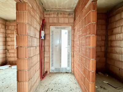 Duplex cu 3 camere si 2 bai si teren de 250 mp, zona Mosnita Veche imagine mica 9, foxfort.ro