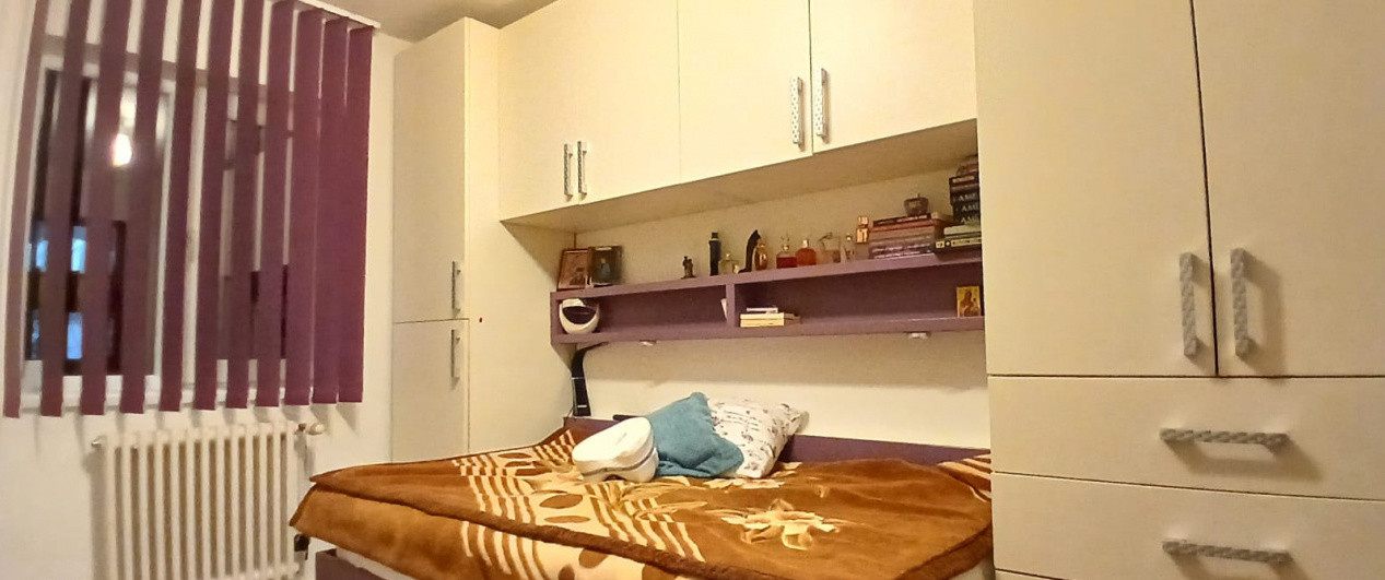 Apartament cu 3 camere, etaj intermediar, mobilat-utilat, zona Dacia 5, foxfort.ro