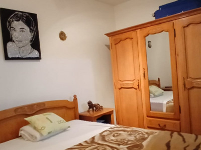 Apartament cu 3 camere, etaj intermediar, mobilat-utilat, zona Dacia imagine mica 7, foxfort.ro