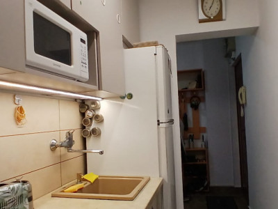 Apartament cu 3 camere, etaj intermediar, mobilat-utilat, zona Dacia imagine mica 10, foxfort.ro