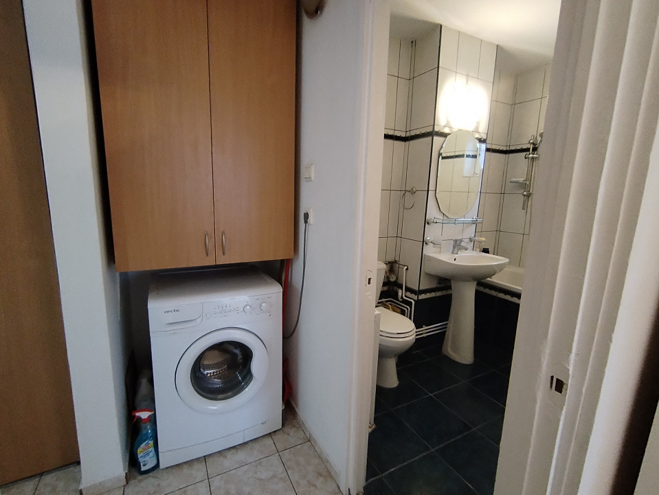 Apartament cu 2 camere de inchiriat in Timisoara, zona Soarelui 7, foxfort.ro