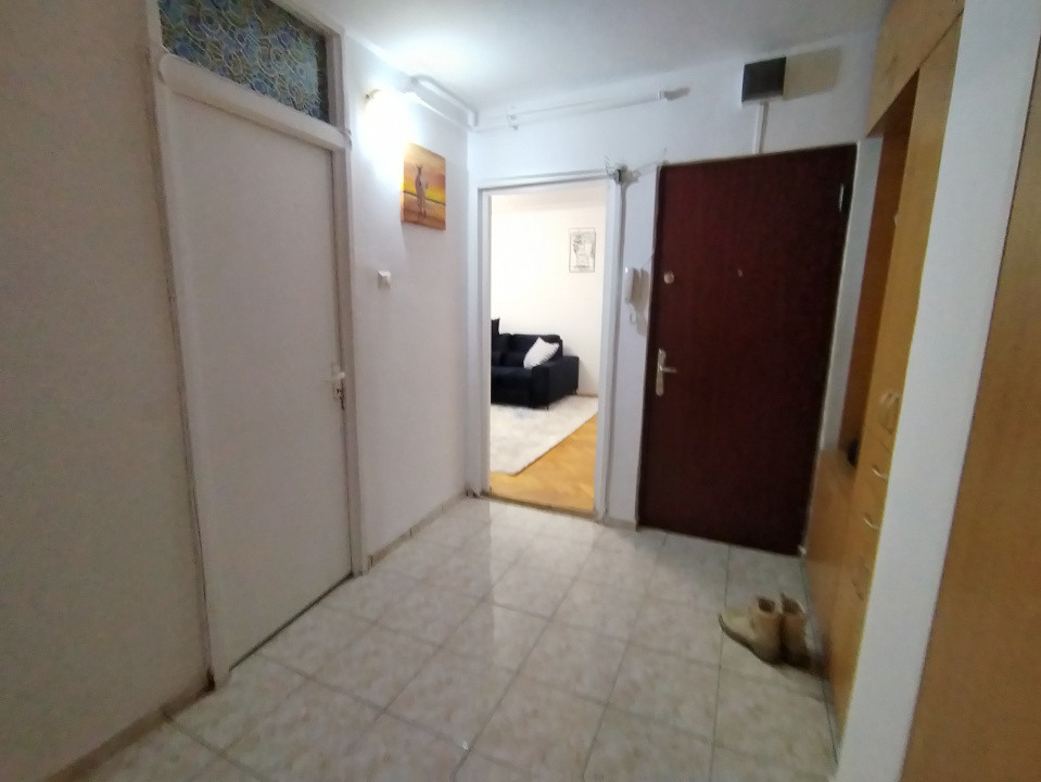Apartament cu 2 camere de inchiriat in Timisoara, zona Soarelui 9, foxfort.ro