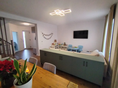 Duplex cu 4 camere de vanzare in localitatea Giroc imagine mica 3, foxfort.ro