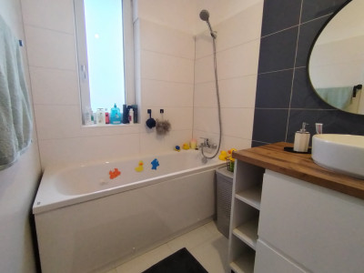 Duplex cu 4 camere de vanzare in localitatea Giroc imagine mica 12, foxfort.ro