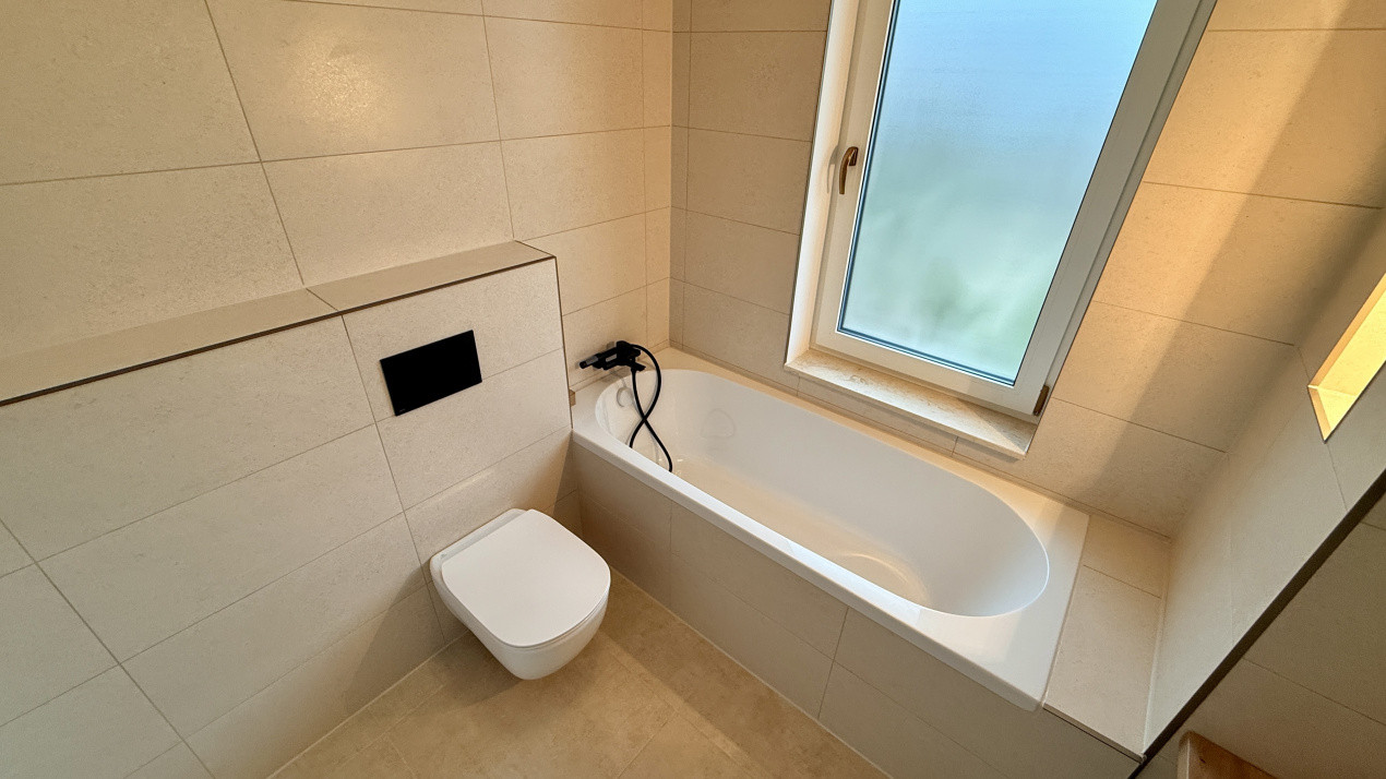 Duplex cu 3 camere si teren de 322 mp, toate utilitatile zona Mosnita Noua 12, foxfort.ro