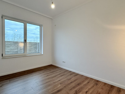 Duplex cu 3 camere si teren de 322 mp, toate utilitatile zona Mosnita Noua imagine mica 8, foxfort.ro