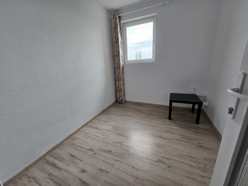 Casa individuala cu 7 camere, spatioasa in Sofronea 20, foxfort.ro