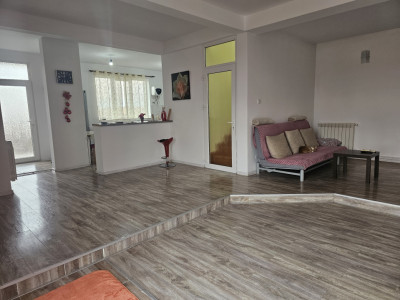 Casa individuala cu 7 camere, spatioasa in Sofronea imagine mica 3, foxfort.ro