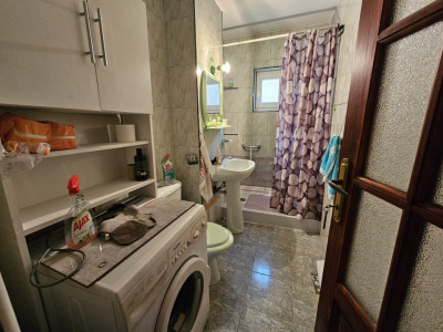 Apartament cu 3 camere, decomandat cu vedere pe 3 parti - zona Miorita imagine mica 7, foxfort.ro