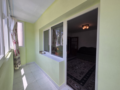 Apartament cu 3 camere, decomandat cu vedere pe 3 parti - zona Miorita imagine mica 2, foxfort.ro