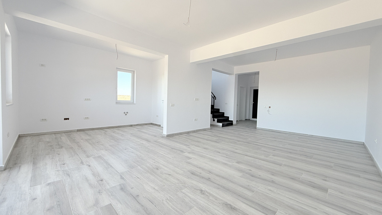 Duplex cu 5 camere de 128 mp utili si teren de 370 mp, zona Giarmata Vii 3, foxfort.ro
