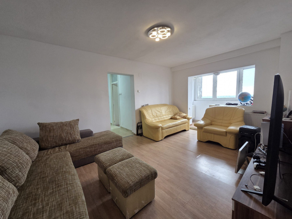 Apartament cu 4 camere de inchiriat pe Malul Muresului 2, foxfort.ro