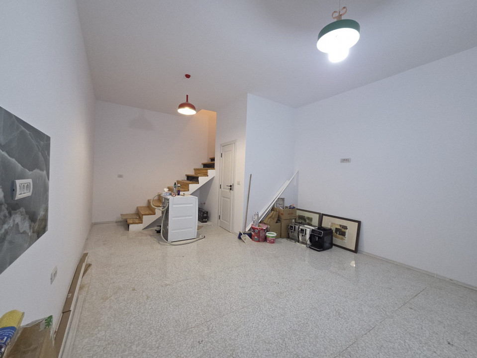 De inchiriat, apartament ultracentral la curte comuna 2, foxfort.ro