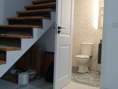 De inchiriat, apartament ultracentral la curte comuna imagine mica 5, foxfort.ro