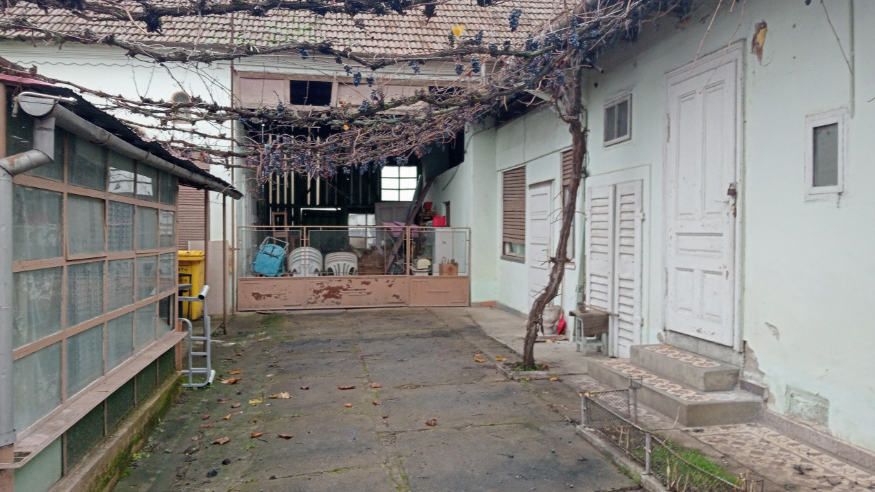 Casa individuala cu 5 camere de inchiriat zona Aradul Nou 2, foxfort.ro