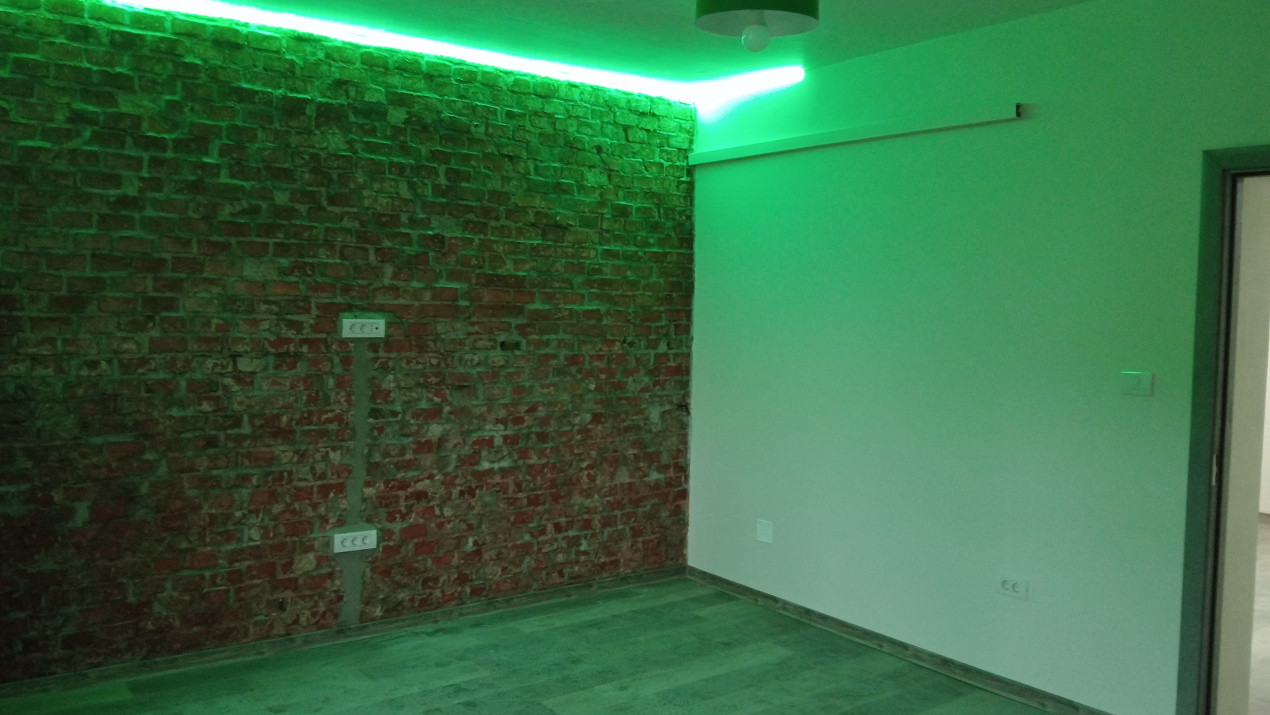 Apartament cu 2 camere la curte de inchiriat, zona Arad 2, foxfort.ro