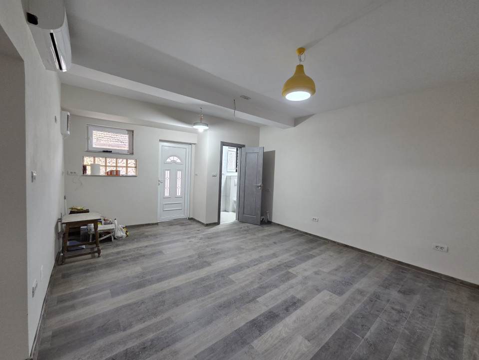 De inchiriat, apartament la casa, curte comuna, zona UTA 3, foxfort.ro
