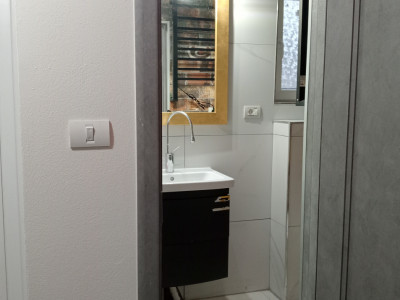 Apartament cu 2 camere la curte de inchiriat, zona Arad imagine mica 5, foxfort.ro