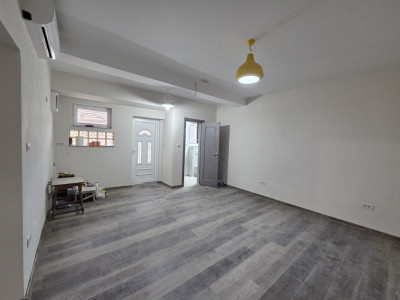 De inchiriat, apartament la casa, curte comuna, zona UTA imagine mica 3, foxfort.ro