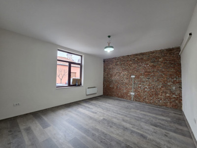 De inchiriat, apartament la casa, curte comuna, zona UTA imagine mica 7, foxfort.ro