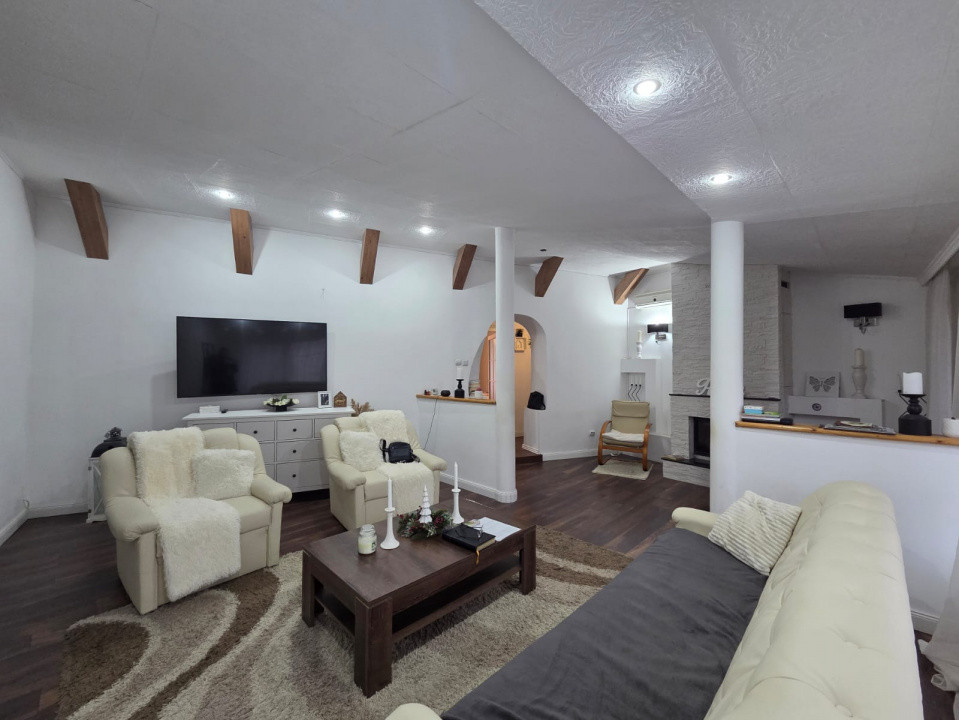 De vanzare apartament de lux cu 5 camere in Arad, zona Ultracentral 11, foxfort.ro