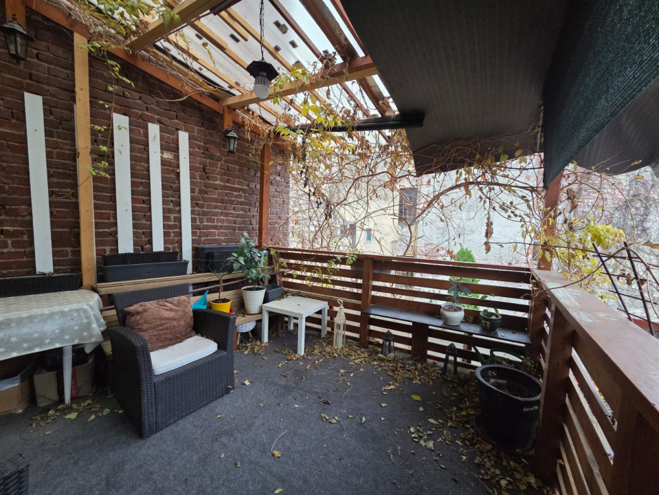 De vanzare apartament de lux cu 5 camere in Arad, zona Ultracentral 14, foxfort.ro