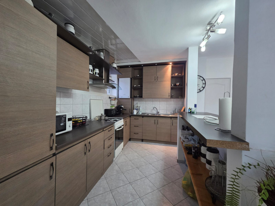 De vanzare apartament de lux cu 5 camere in Arad, zona Ultracentral 17, foxfort.ro