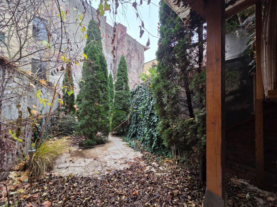 De vanzare apartament de lux cu 5 camere in Arad, zona Ultracentral 21, foxfort.ro