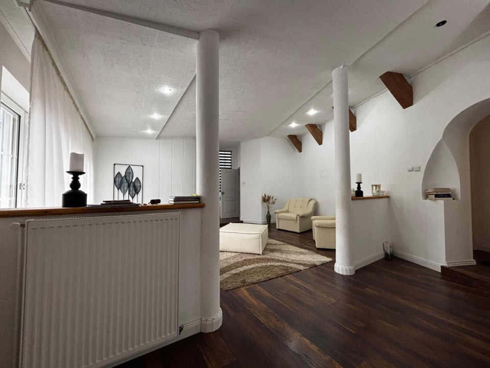 Apartament de lux 180 mp cu boxa amenajata, zona Centrala 11, foxfort.ro