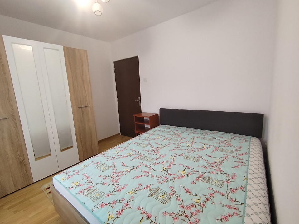 Apartament cu 3 camere de inchiriat in Timisoara, zona Girocului 6, foxfort.ro