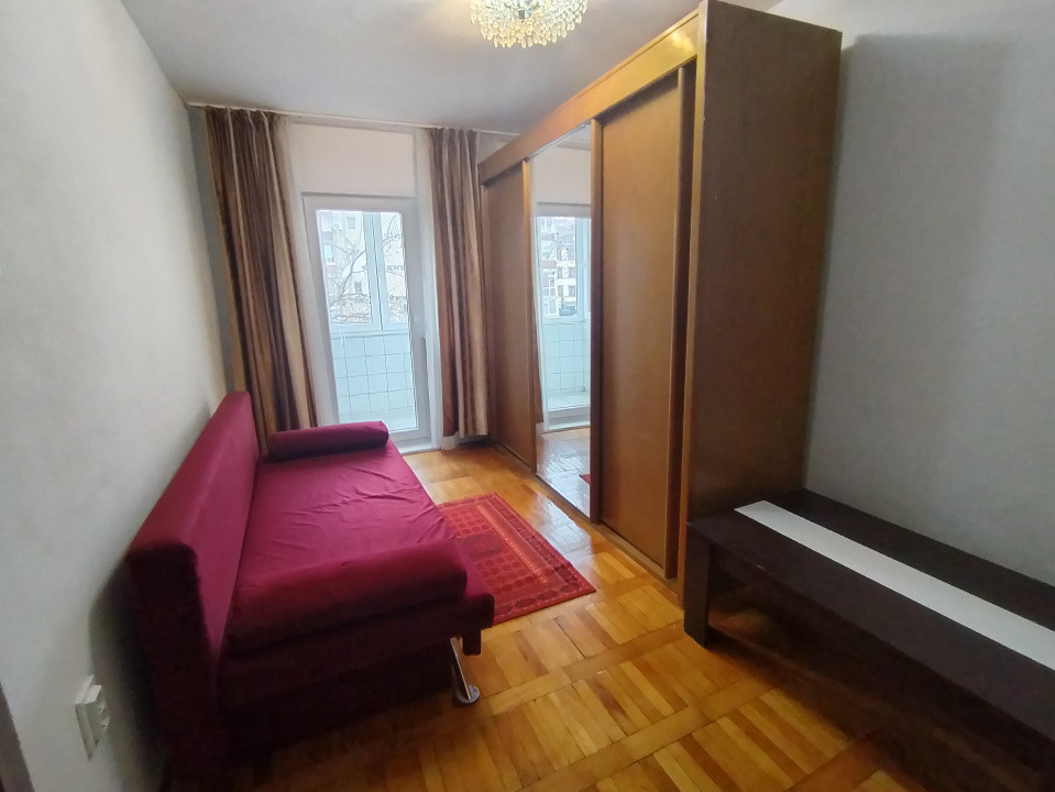 Apartament cu 3 camere de inchiriat in Timisoara, zona Girocului 9, foxfort.ro