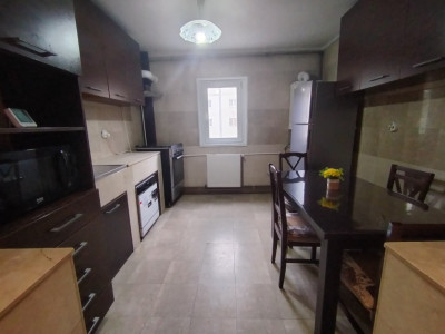 Apartament cu 3 camere de inchiriat in Timisoara, zona Girocului
