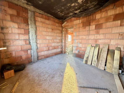 Duplex cu 4 camere Parter + Etaj, zona Sanandrei imagine mica 8, foxfort.ro