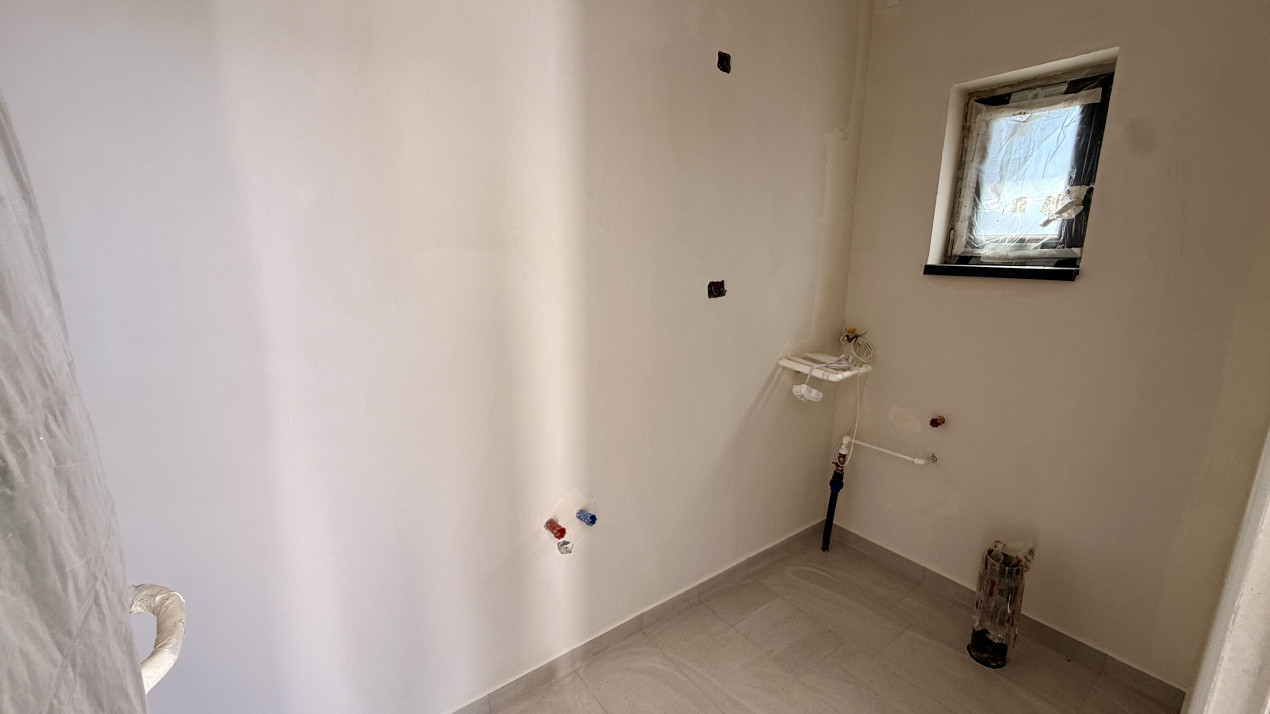 Duplex cu 3 camere si 2 bai pe parter, zona Albina 12, foxfort.ro