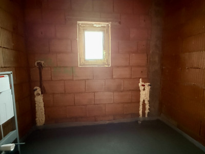 Duplex cu 3 camere si 2 bai pe parter, zona Albina imagine mica 10, foxfort.ro