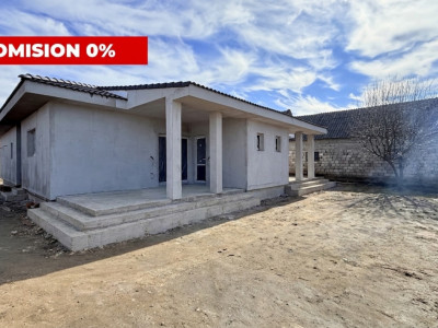 Duplex cu 3 camere si 2 bai pe parter, zona Albina