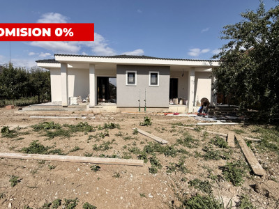 Duplex cu 3 camere si 2 bai pe parter, zona Albina