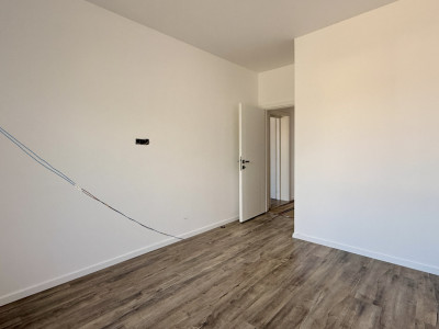 Duplex cu 3 camere si 2 bai pe parter, zona Albina imagine mica 7, foxfort.ro