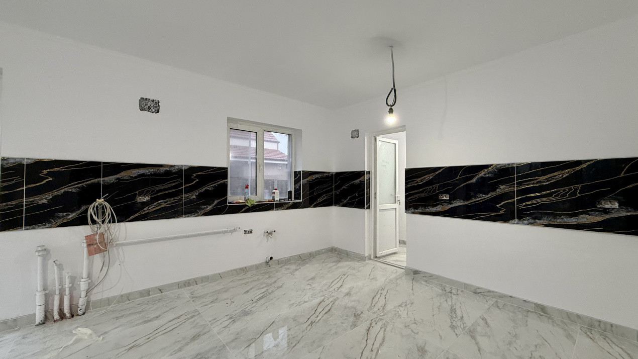 Duplex cu 4 camere, Parter + Mansarda, zona Sanandrei 4, foxfort.ro