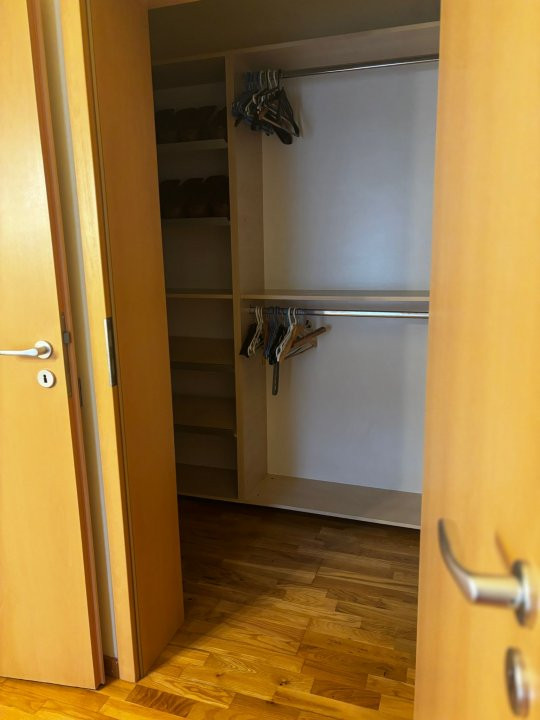 Apartament de vanzare 3 camere decomandat,  Dumbravita 16, foxfort.ro