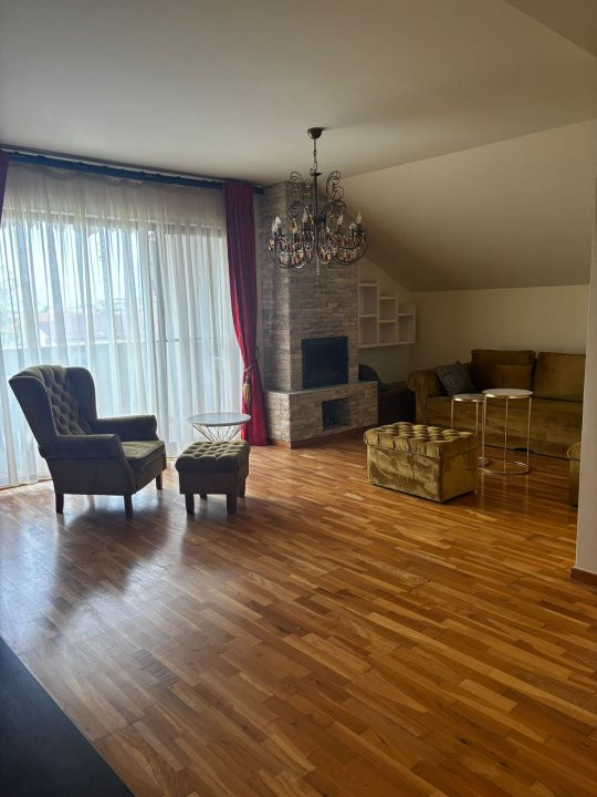 Apartament de vanzare 3 camere decomandat,  Dumbravita 25, foxfort.ro