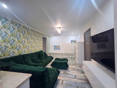 Apartament modern cu 2 camere, complet renovat, Micalaca - Polivalenta Arad