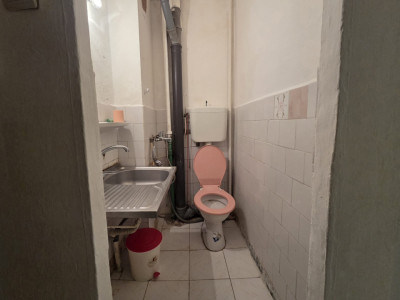 Garsoniera de vanzare, confort 3, Etaj 1, zona Romanilor imagine mica 4, foxfort.ro