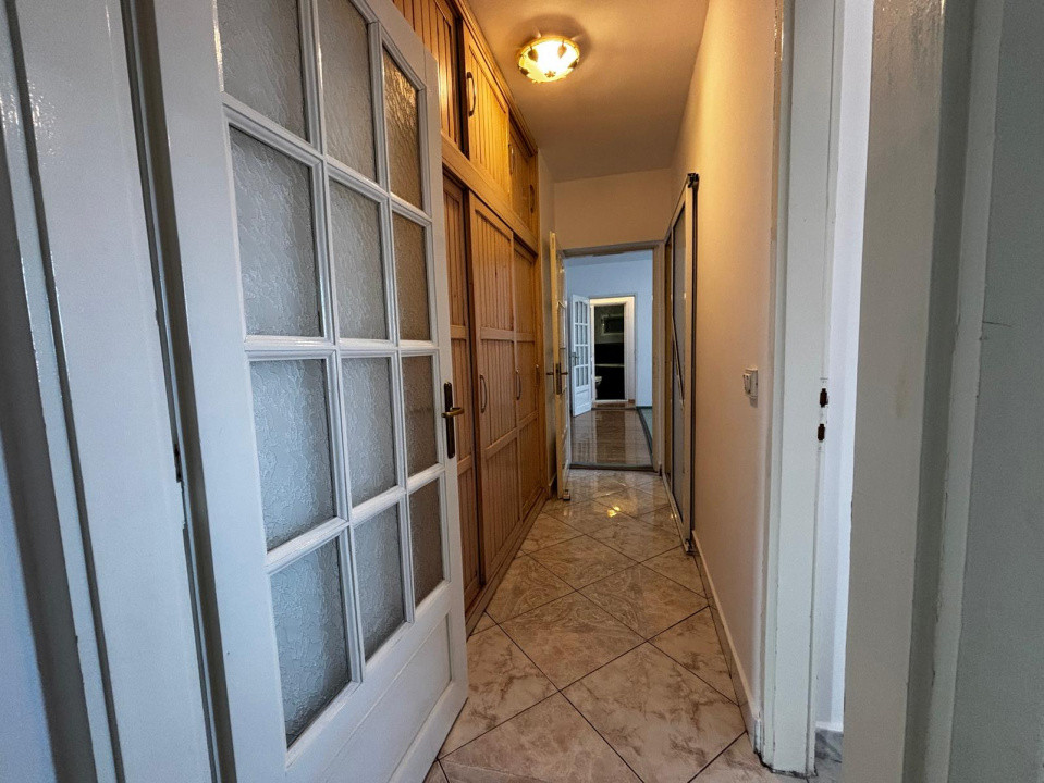 Apartament de 165 mp, 4 camere, zona Intim, Arad 3, foxfort.ro