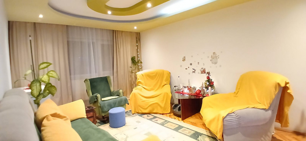 Apartament cu 3 camere in Calea Aradului, la 5 minute de Iulius Mall 1, foxfort.ro